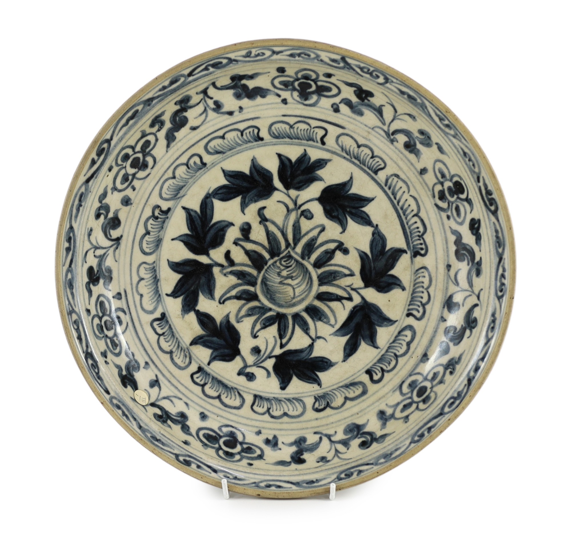 A large Annamese blue and white dish, 16th century, 35.5cm diameter